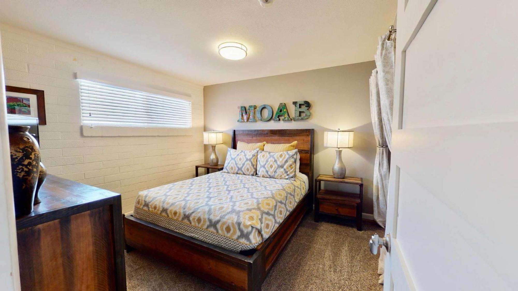 Downtown Cozy Home Base - Purple Sage 3 موآب المظهر الخارجي الصورة